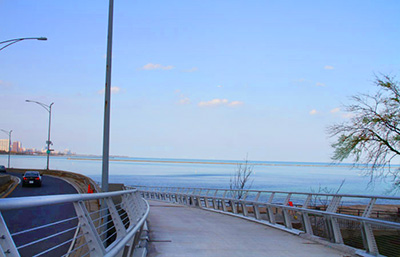 Navy Pier Flyover links north & south Lakefront Trail ...