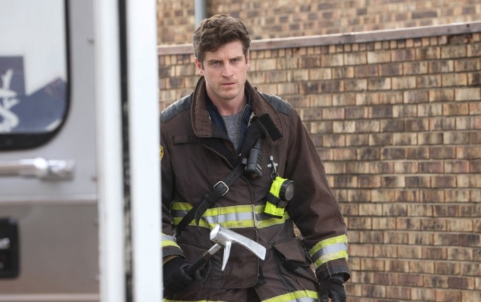 Actor Jake Lockett Teases Sam Carver's Return To Chicago Fire Reel ...